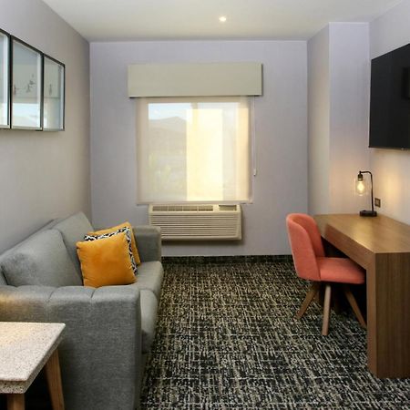 Voco Saltillo Suites By Ihg Экстерьер фото