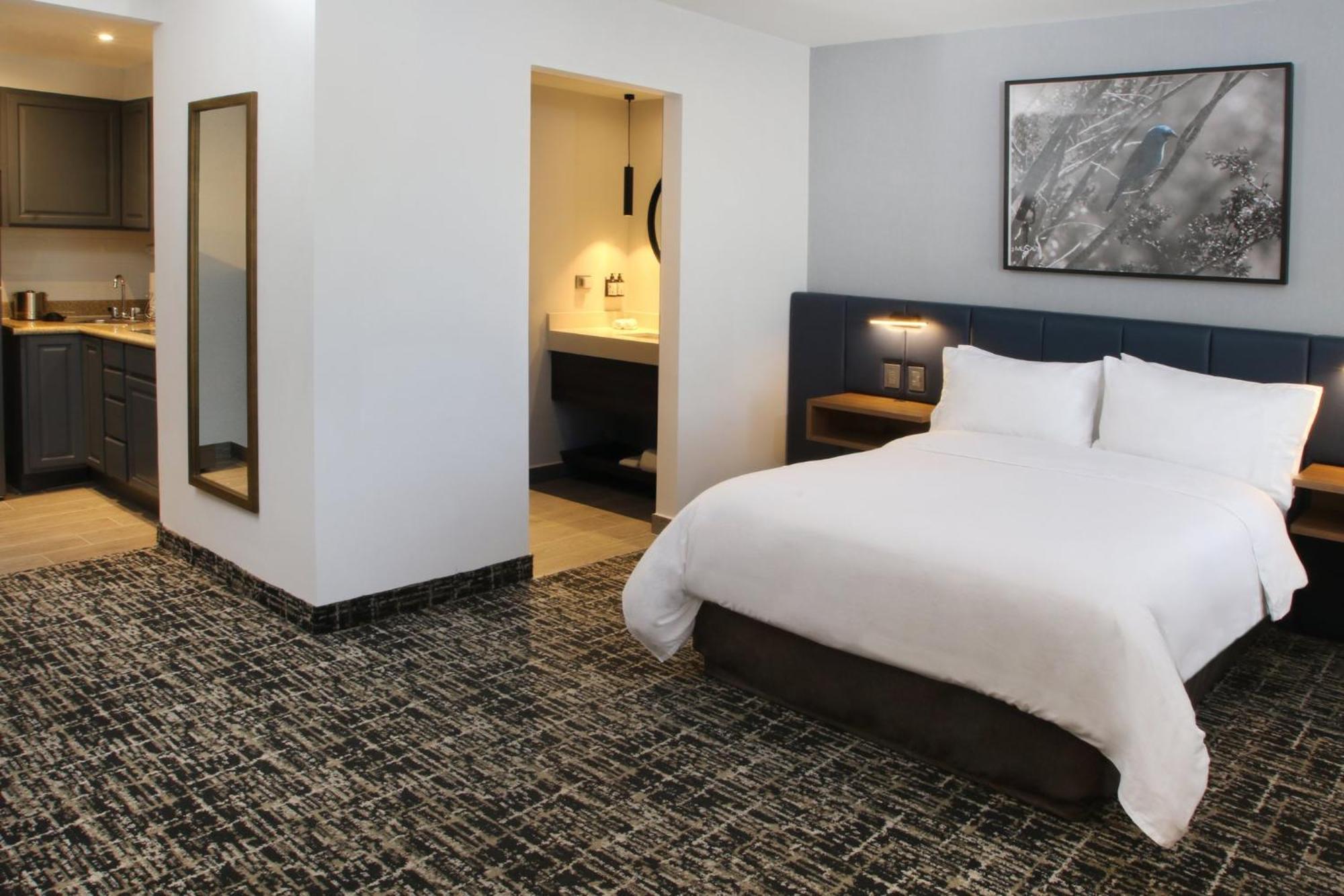 Voco Saltillo Suites By Ihg Экстерьер фото